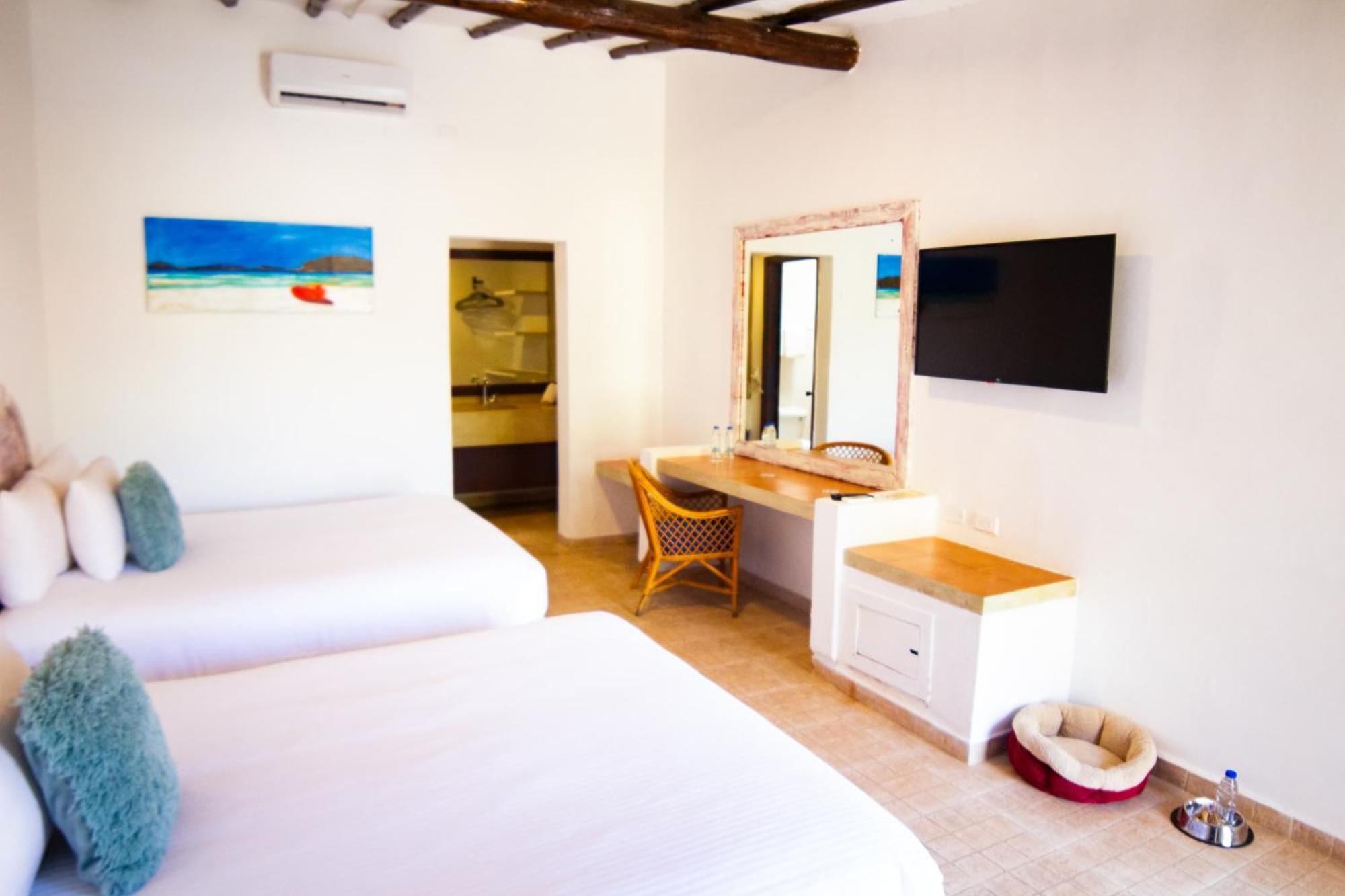 Hotel Margarita Village พอร์ลามา ภายนอก รูปภาพ
